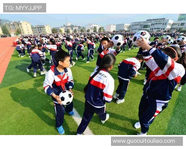 足球明星与中国舞的完美结合精彩图片展示与背后故事分享 足球明星与中国舞的完美结合精彩图片展示与背后故事分享