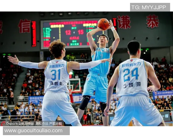 篮球明星与功夫明星的巅峰对决谁能赢得最终荣耀