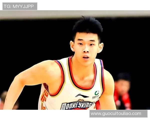 中国篮球明星的饮食习惯与营养搭配揭秘助力运动表现与健康生活 中国篮球明星的饮食习惯与营养搭配揭秘助力运动表现与健康生活